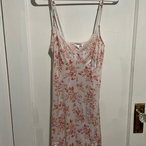 Marilyn Monroe Pink Floral Chemise Size Medium